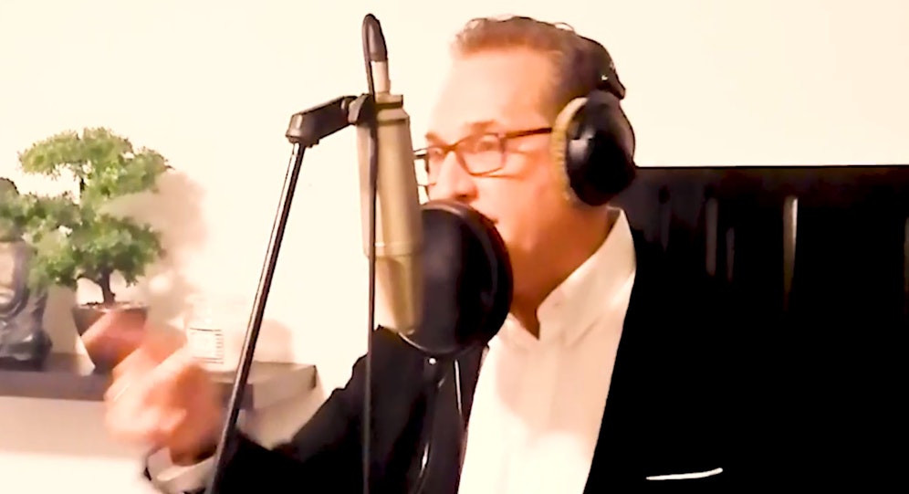 Heinz-Christian Strache ist mit Tonstudios bestens vertraut.