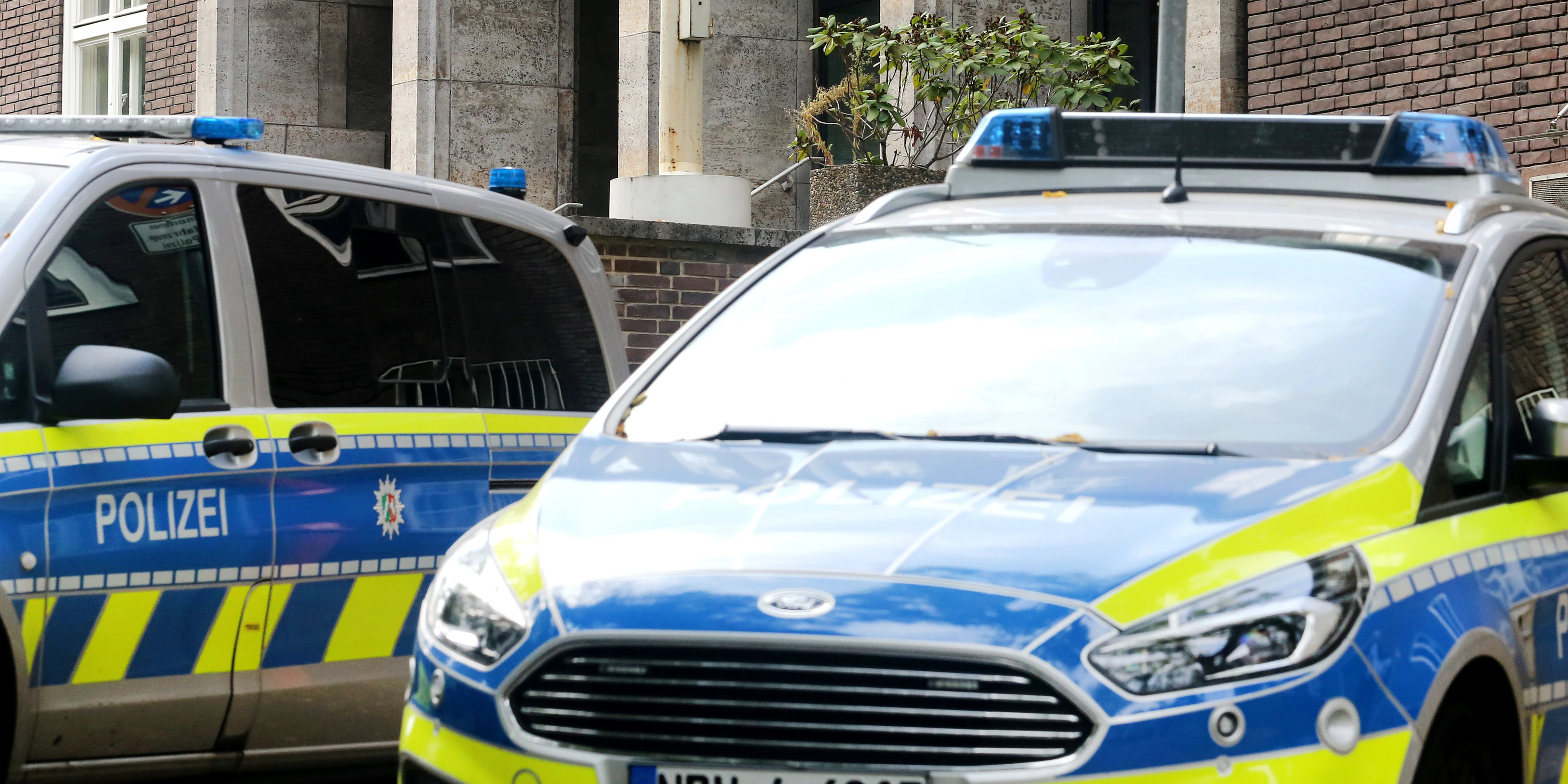 In Nordrhein-Westfalen gingen Ermittler bei einer Razzia gegen 80 Verdächitge im Kinderporno-Milieu vor.