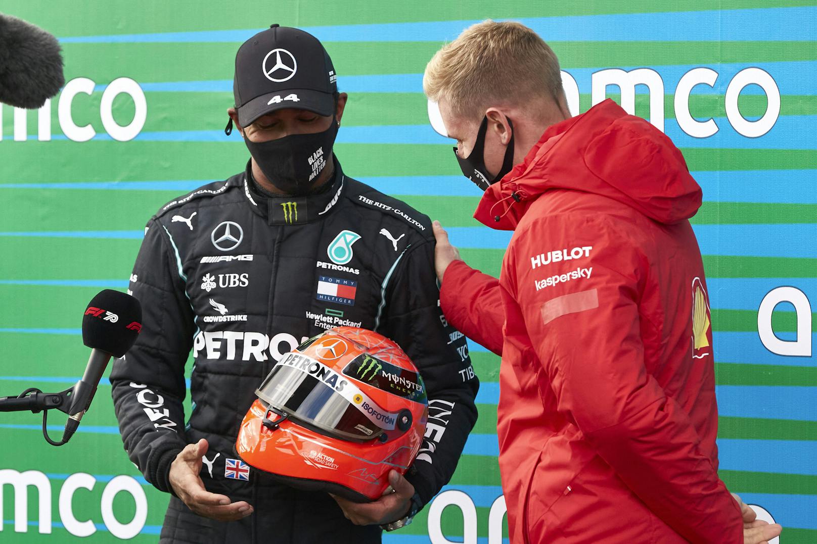 Schumacher-Helm von Sohn Mick für Lewis Hamilton
