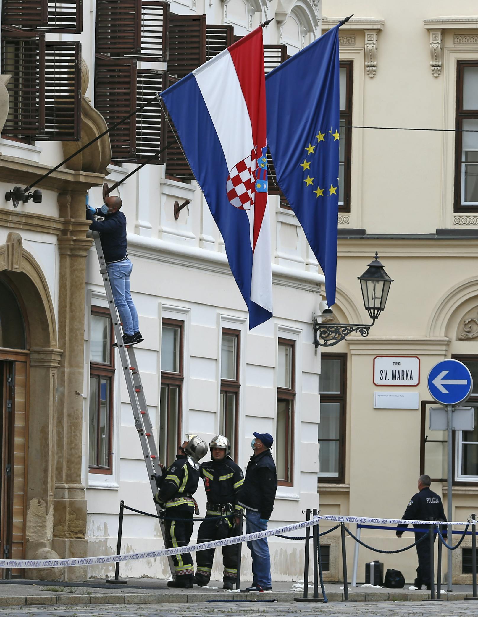 Am Montag kam es in Zagreb zu einem Schusswaffengebrauch vor dem Regierungsgebäude.