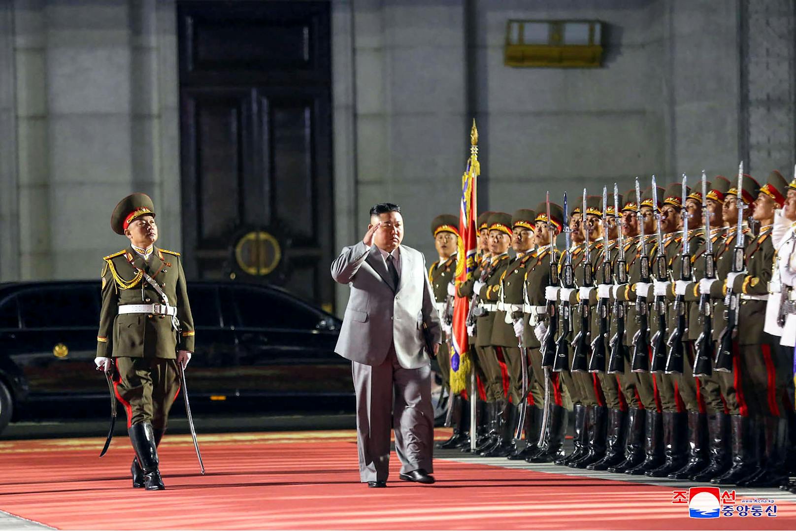 Kim Jong-un beim 75-Jahre-Jubiläum von Nordkoreas regierender Arbeiterpartei am 10. Oktober 2020 in Pjöngjang