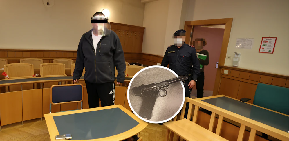 Der Angeklagte (l.) und ein Foto seiner Waffe.
