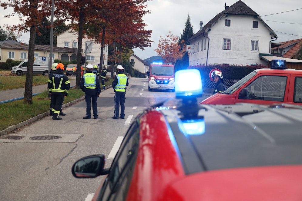 Die angebohrte Gasleitung löste einen Großeinsatz der Feuerwehren ein.