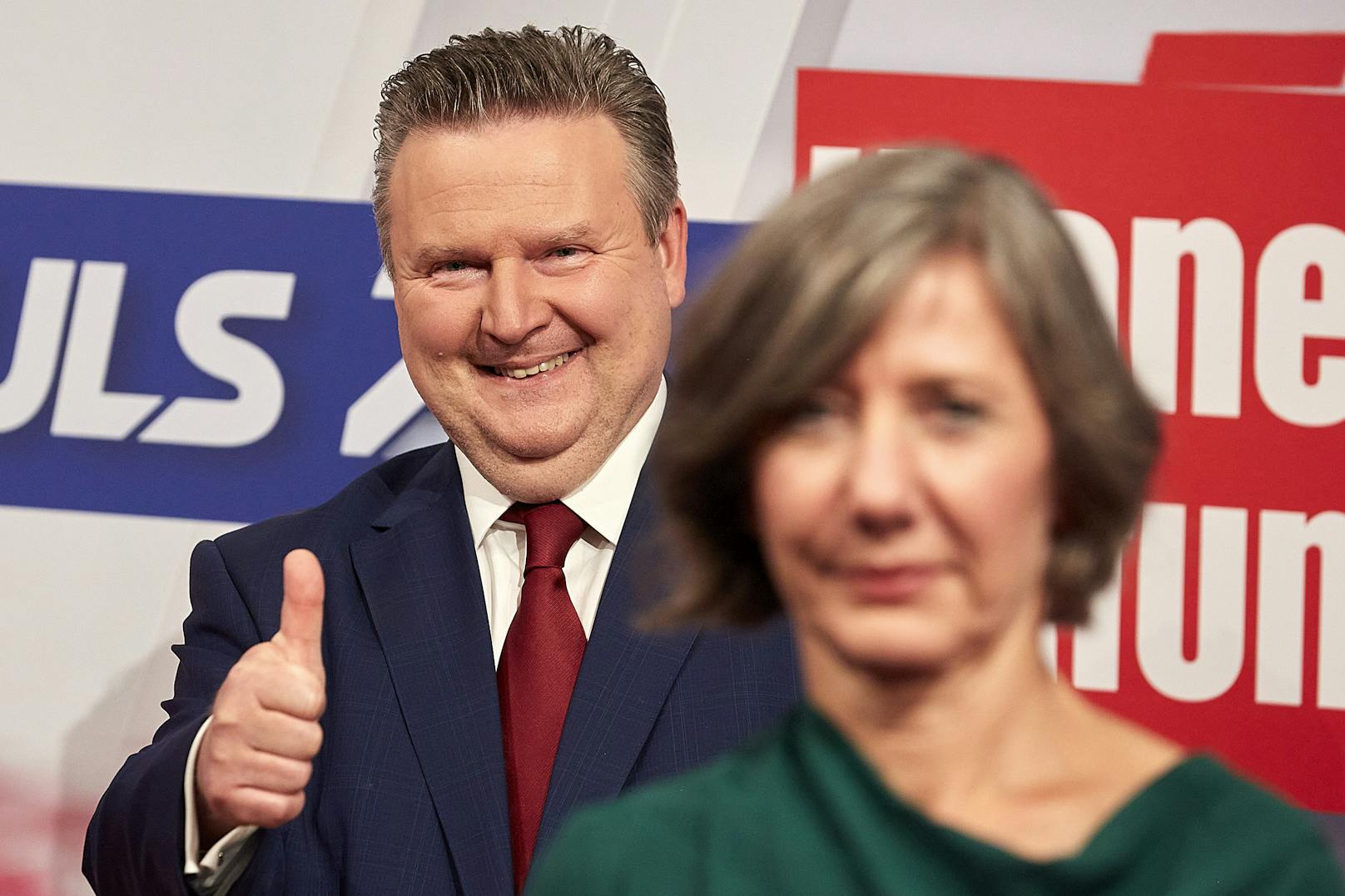 Michael Ludwig (SPÖ) und Birgit Hebein (Grüne) am Wahlabend, 11. Oktober 2020