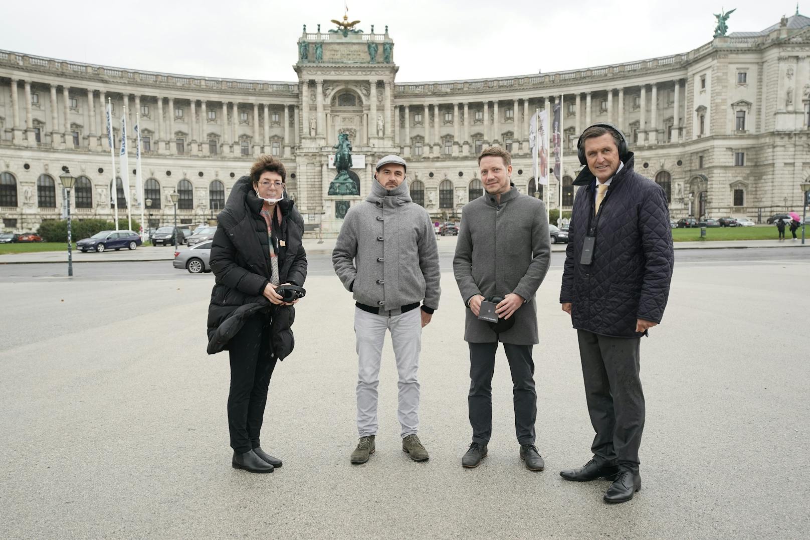 hdgö-Direktorin Monika Sommer mit Peter Kollreider, Thomas Aichinger und Stadtrat Peter Hanke (v.l.)