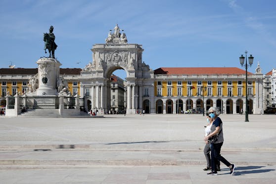 Aus Angst einer dramatischen fünften Welle wird in Portugal nach den Weihnachtsfeiertagen der Lockdown verhängt. (Symbolbild) 