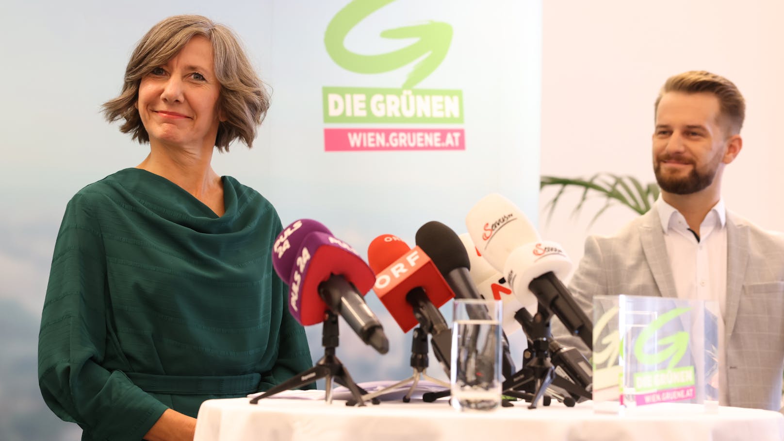 Grünen-Chefin Birgit Hebein und der grüne Planungssprecher Peter Kraus