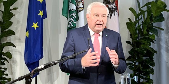 The Governor of Styria, Hermann Schützenhöfer (ÖVP)