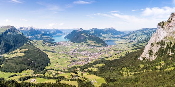 Ein Symbolbild aus dem Kanton Schwyz in der Schweiz