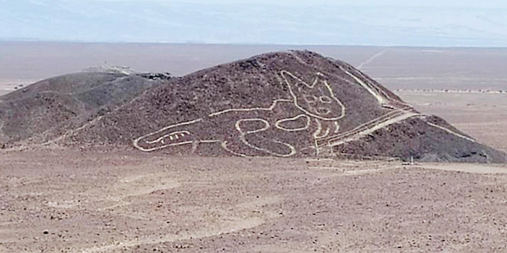 Die Bodenzeichnung mit einem Durchmesser von 37 Metern ist Teil der weltberühmten Nasca-Linien.
