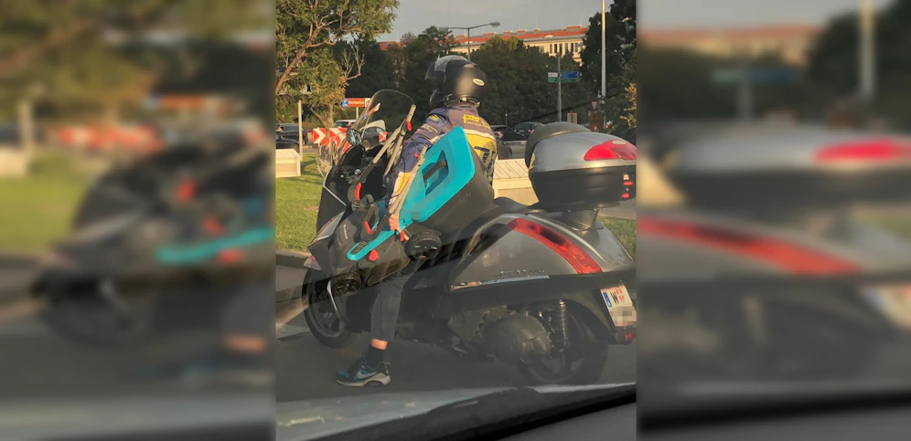 Rasenmäher-Transport nach Kaisermühlen