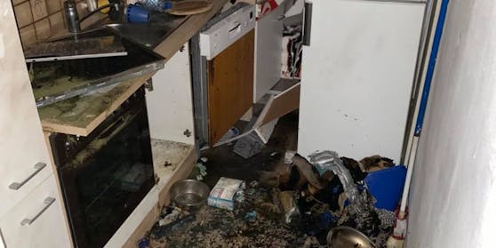 In einer Brucker Wohnung kam es am Montagabend (19.10.2020) zu einer Explosion.