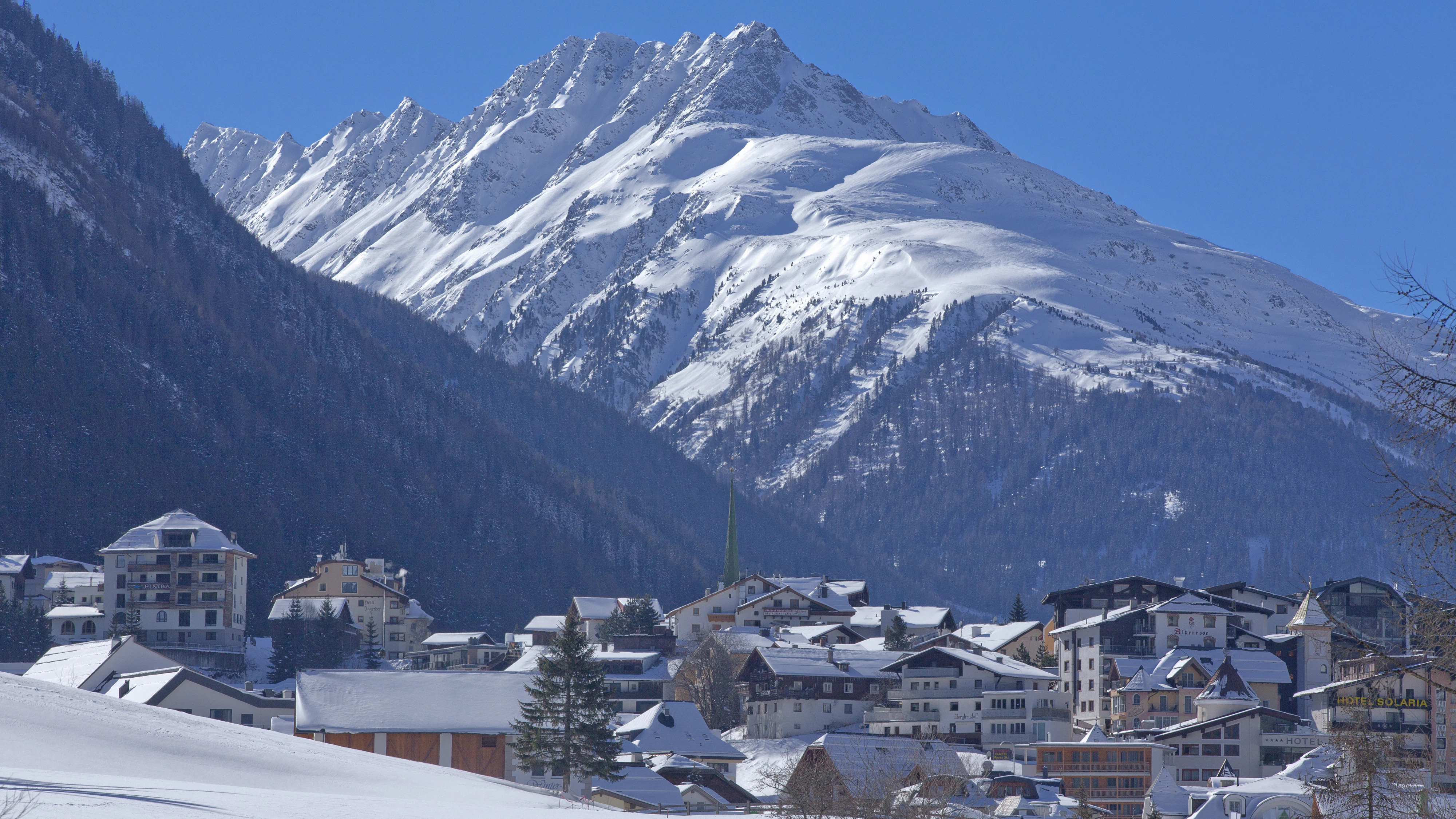 Mit einem Sicherheitskonzept soll die Wintersaison in Ischgl gerettet werden.