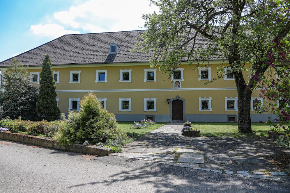 Der Hof, in dem es zur Tat kam. 