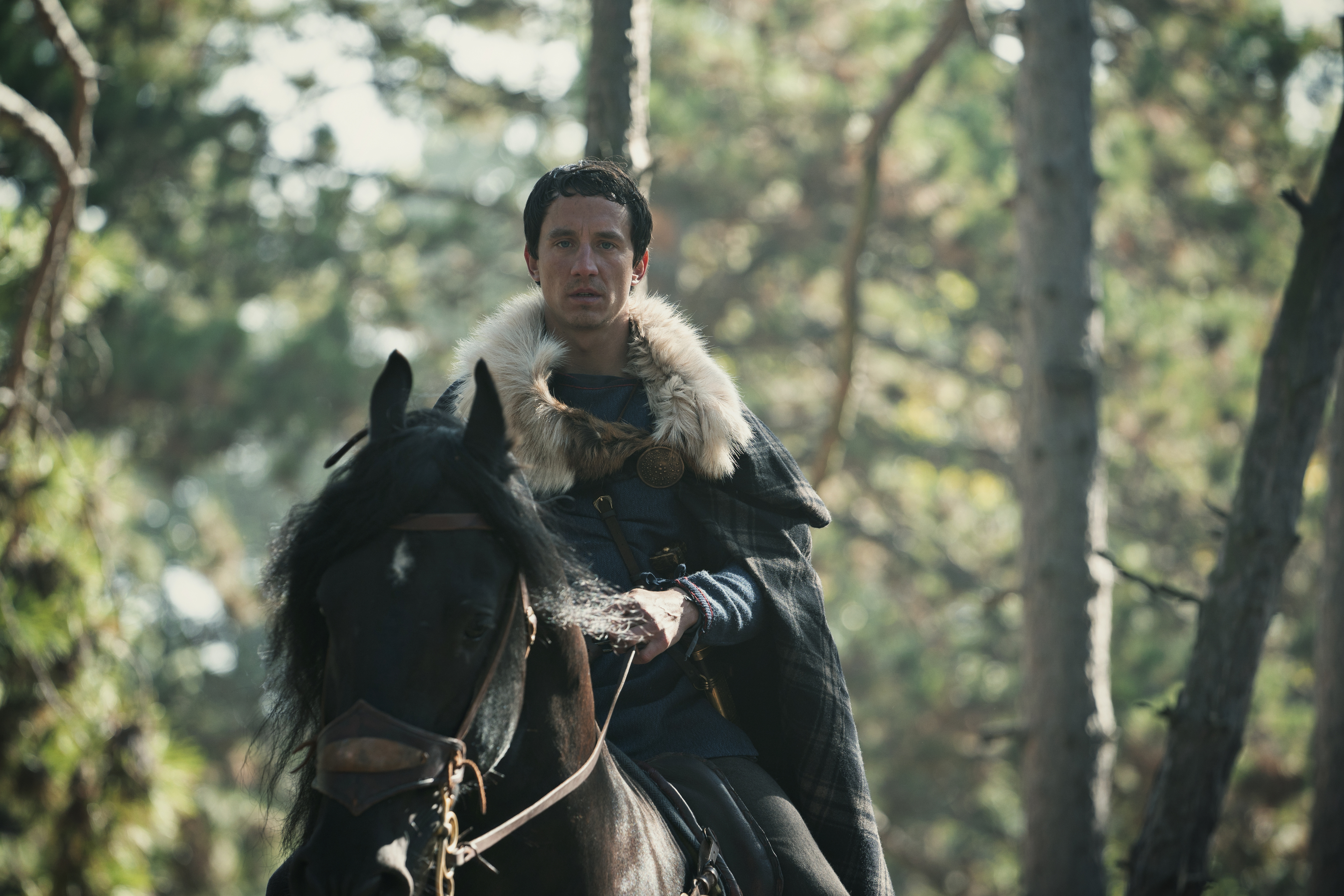 Laurence Rupp als Arminius in der deutschen Netflix-Serie 