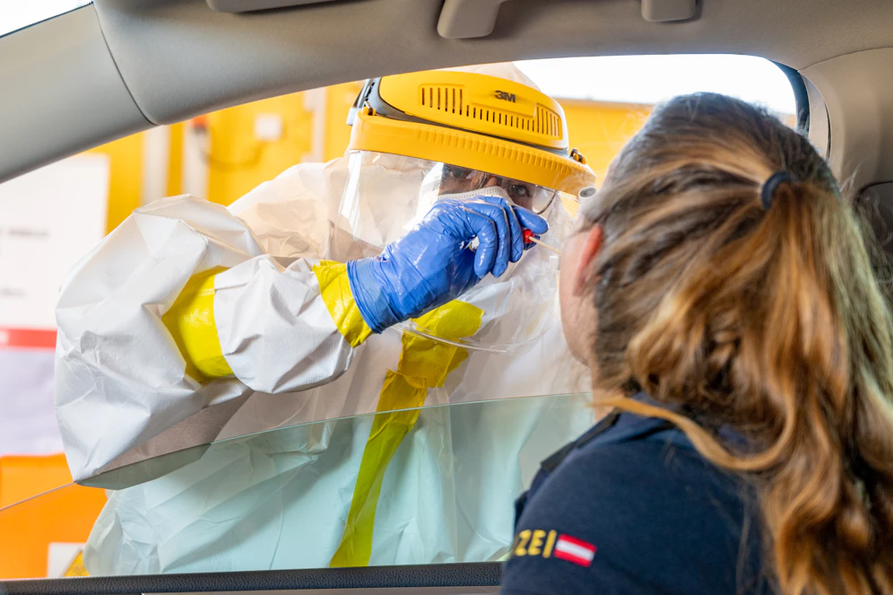 Das Land Tirol gibt einen Corona-Cluster bei der Gesundheitshotline 1450 bekannt.