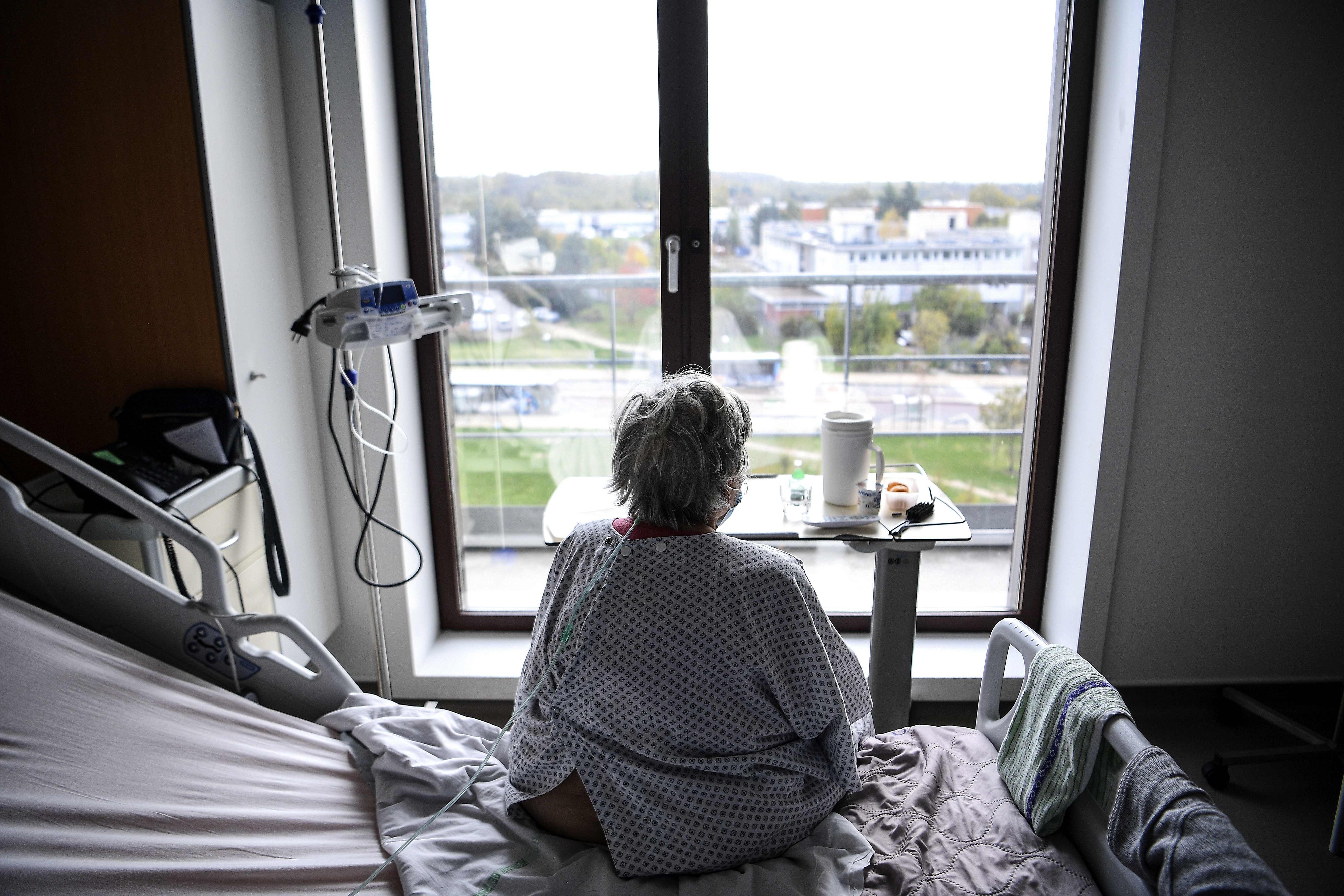 Frankreichs Krankenhäuser könnten schon bald an ihre Grenzen geraten.