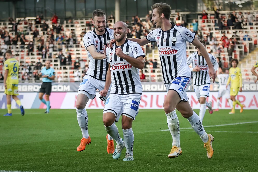 Der LASK jubelt gegen spusu St. Pölten