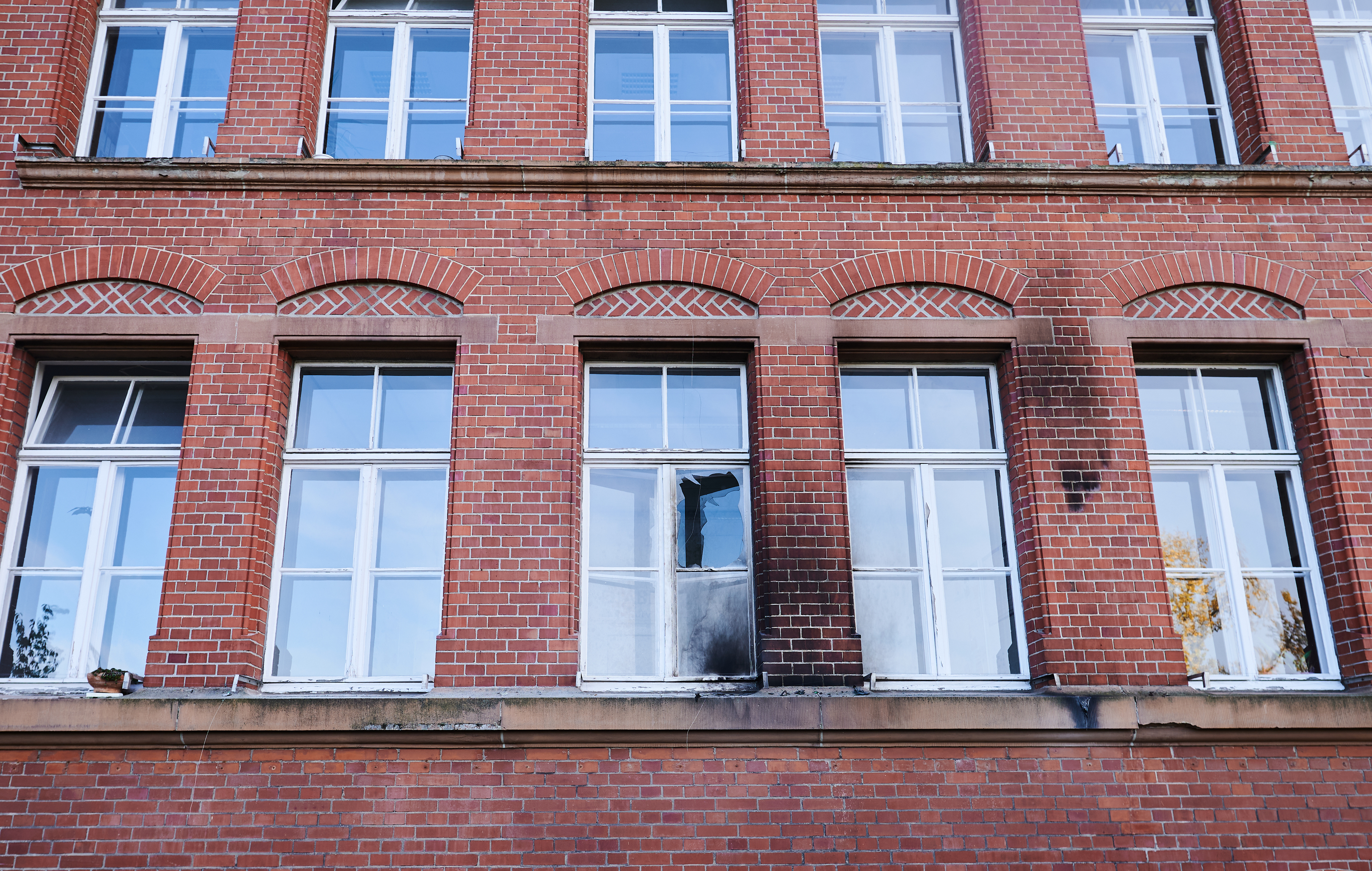 Die Schäden am  Robert Koch-Institut sind deutlich sichtbar