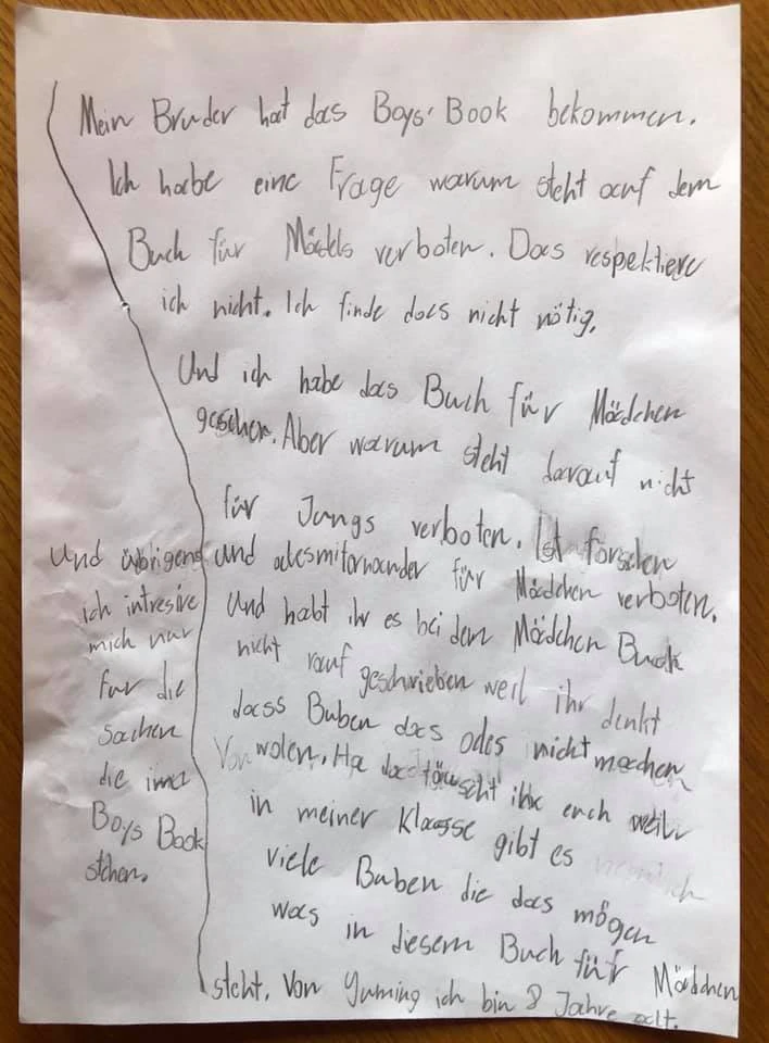 So fordert Mini-Feministin Yuming gekonnt Gleichberechtigung.