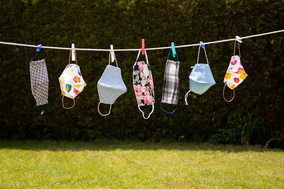 Masken bieten nur Schutz, wenn sie richtig und regelmäßig gereinigt werden.