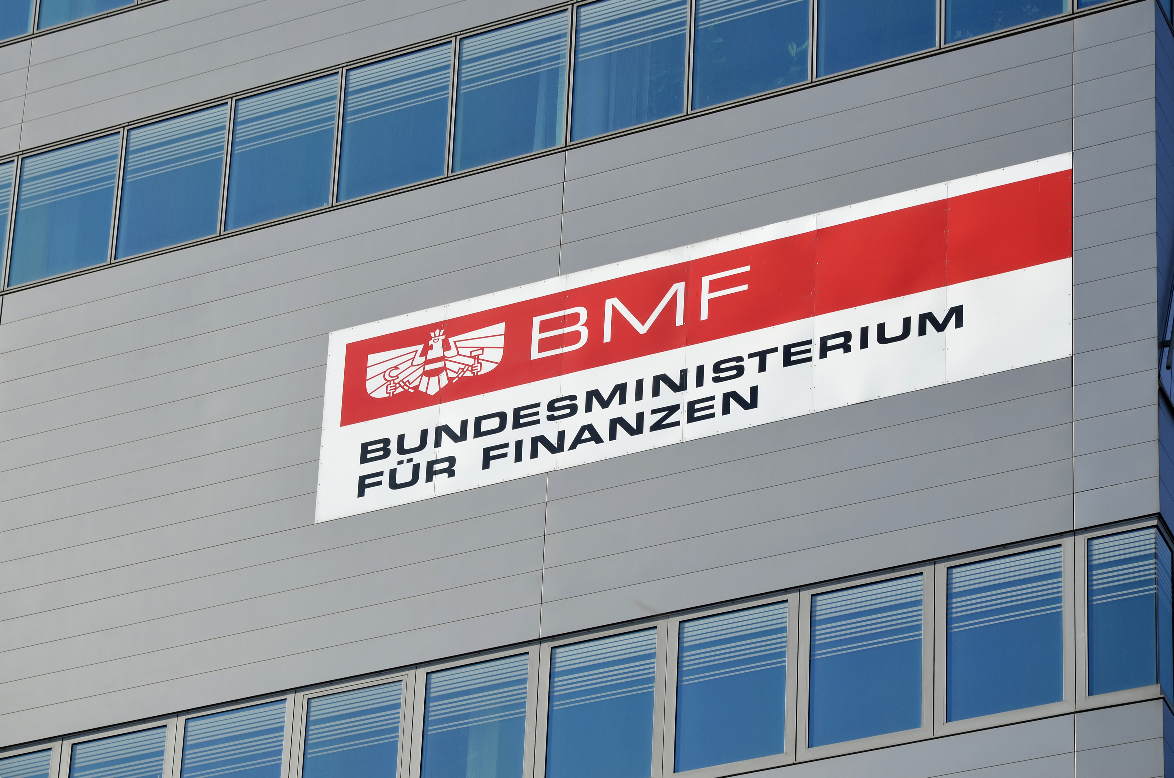 Das Finanzamt warnt vor betrügerischen E-Mails