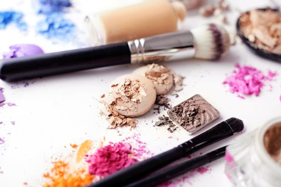 Das Ablaufdatum bei Make-up-Produkten hat einen Grund.