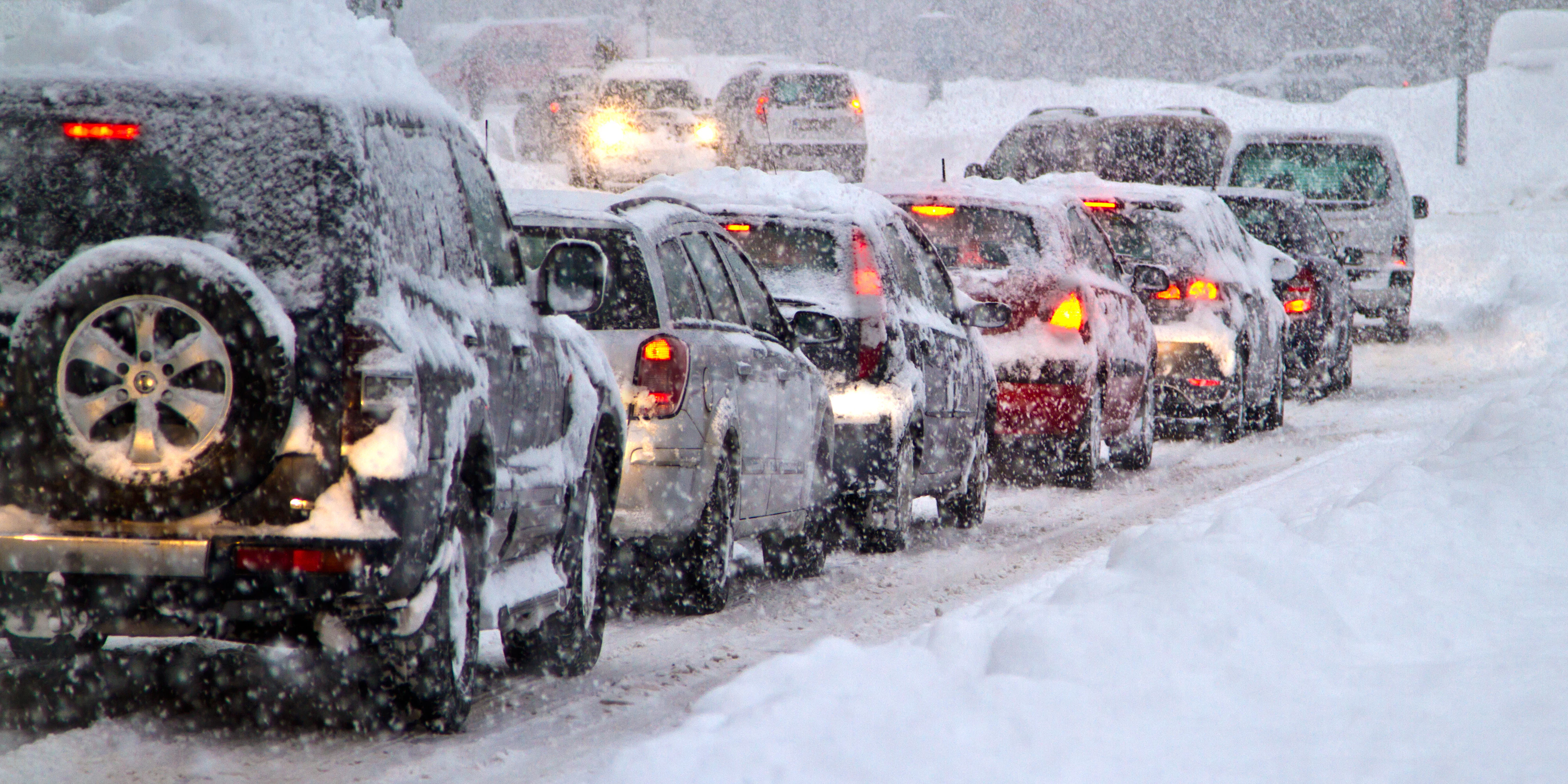 Auto Schnee
