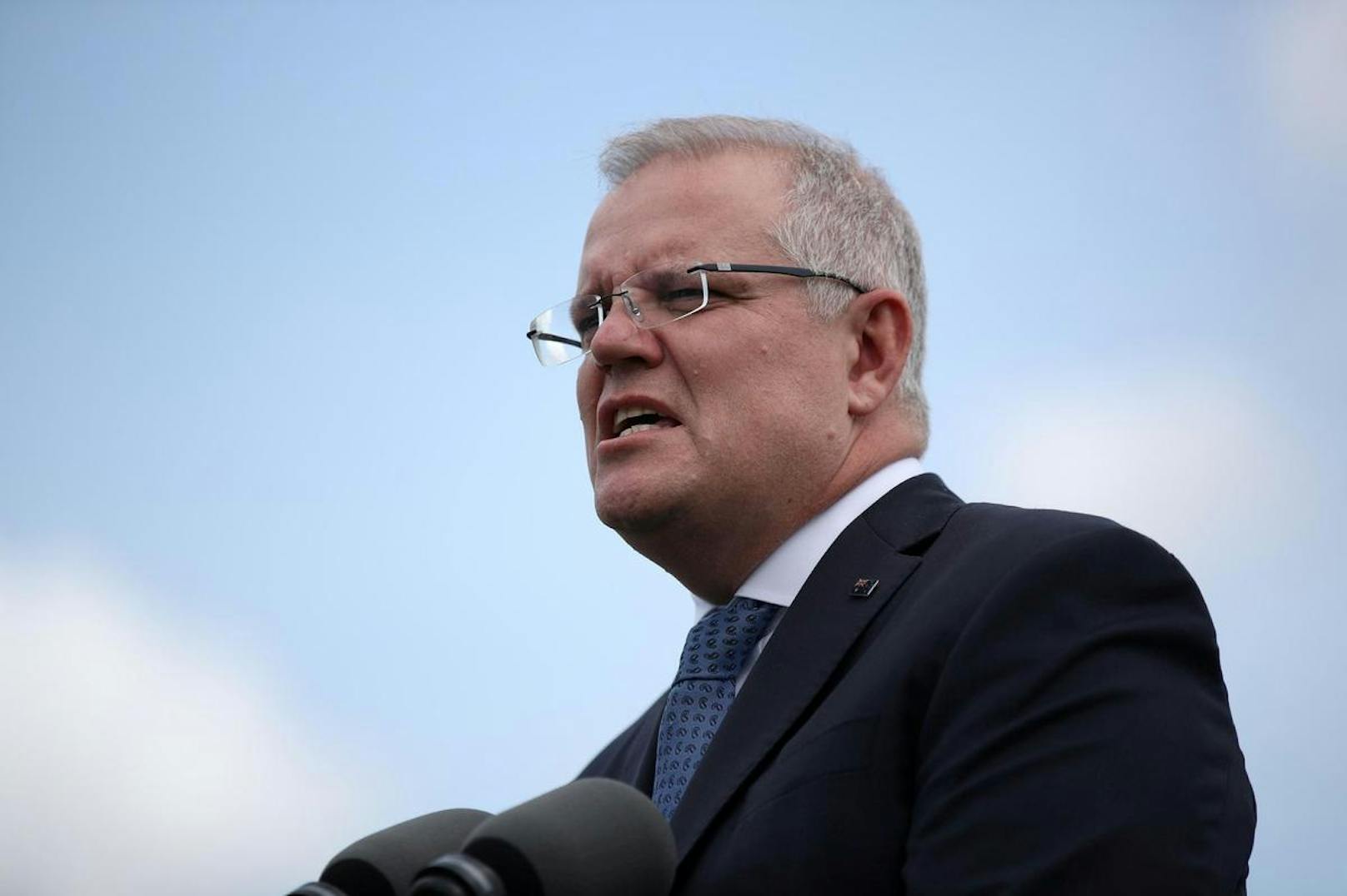 Australiens Premierminister Scott Morrison bezeichnete den Vorfall als "entsetzlich und inakzeptabel". Die Regierung in Katar versprach eine "umfassende, transparente Untersuchung" des Vorfalls, deren Ergebnisse auch "internationalen Partnern" vorgelegt würden.