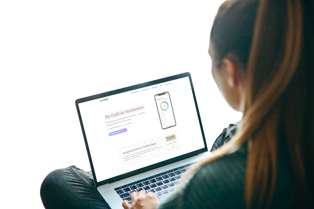 Online anlegen und sich um nichts kümmern müssen, weil ein Roboter alles weitere macht, ist mit Savity, Partner der <strong><a target="_blank" href="https://server.adform.net/C/?bn=41147210;gdpr=${gdpr};gdpr_consent=${gdpr_consent_50}">BAWAG P.S.K.</a>,</strong> bereits jetzt Realität.