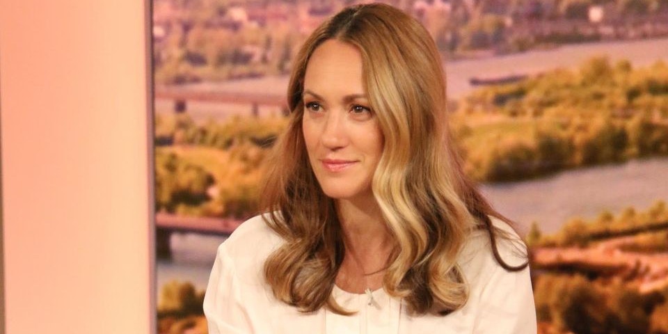 Star-Moderatorin Bianca Schwarzjirg bleibt an Bord.