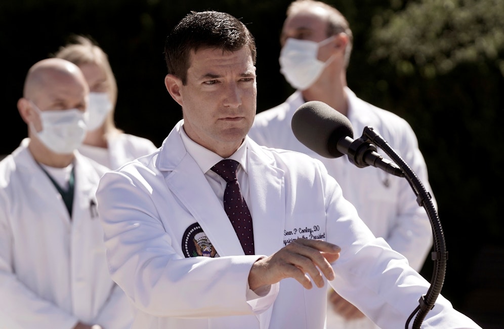 Donald Trumps Leibarzt Sean Conley.