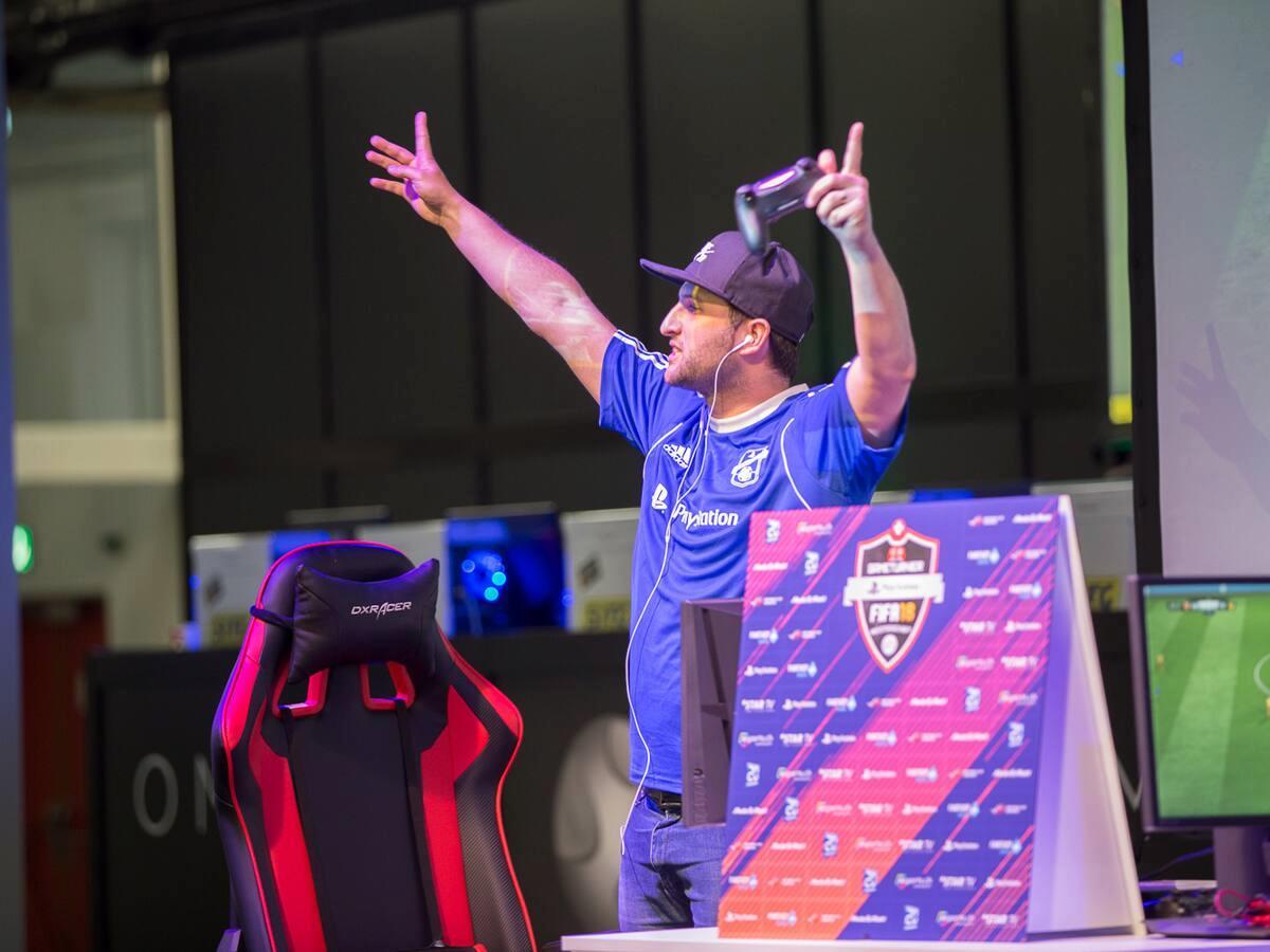 Gentjan "Genti" Zuta ist ehemaliger Profifußballer für den FC Thun und "Fifa 18"-Schweizer Meister.