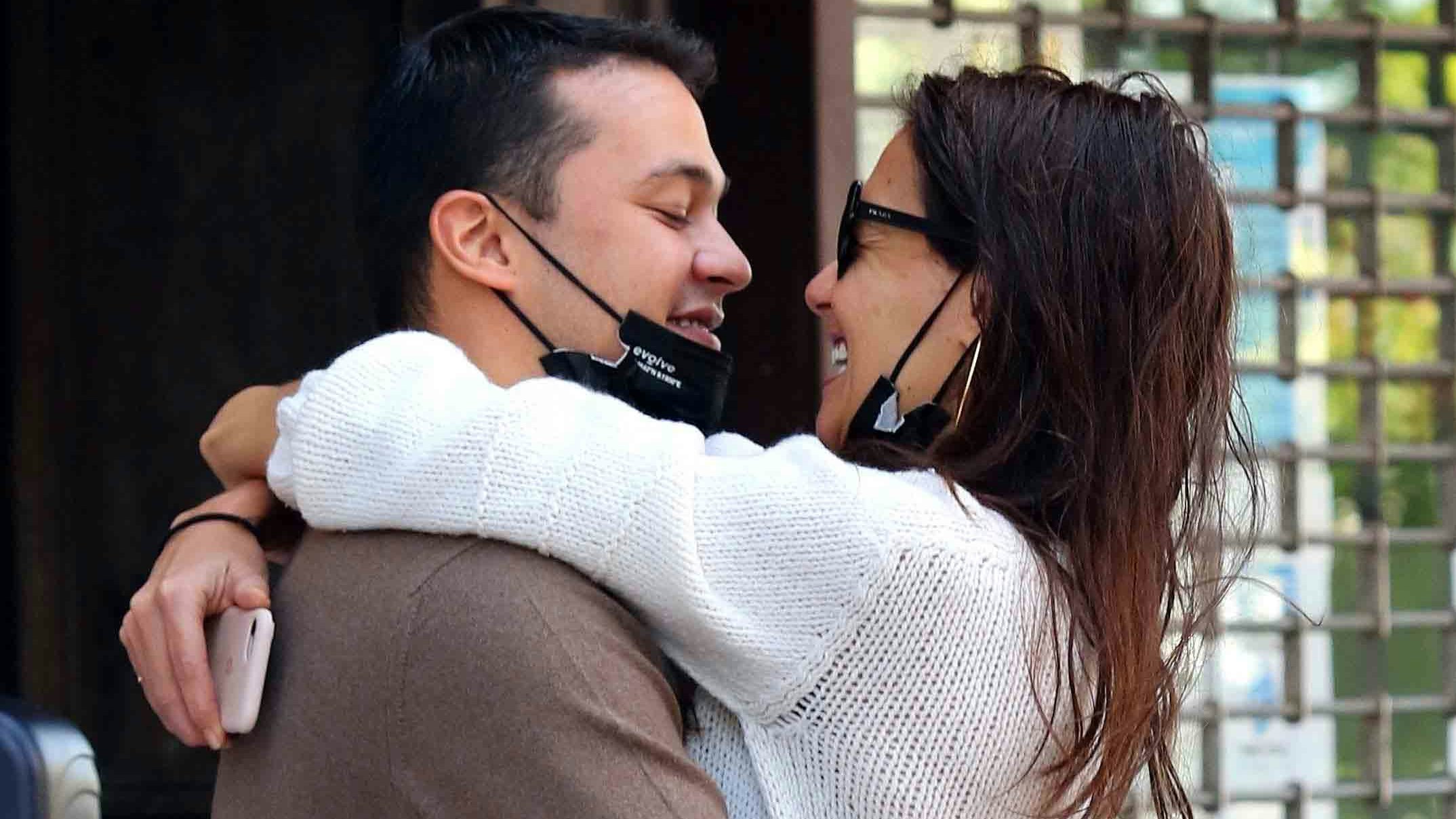 Die neue Romanze ihres Sohne <strong>Emilio </strong>mit Hollywood-Star <strong>Katie Holmes</strong> ist Mama Vitolo ein Dorn im Auge.