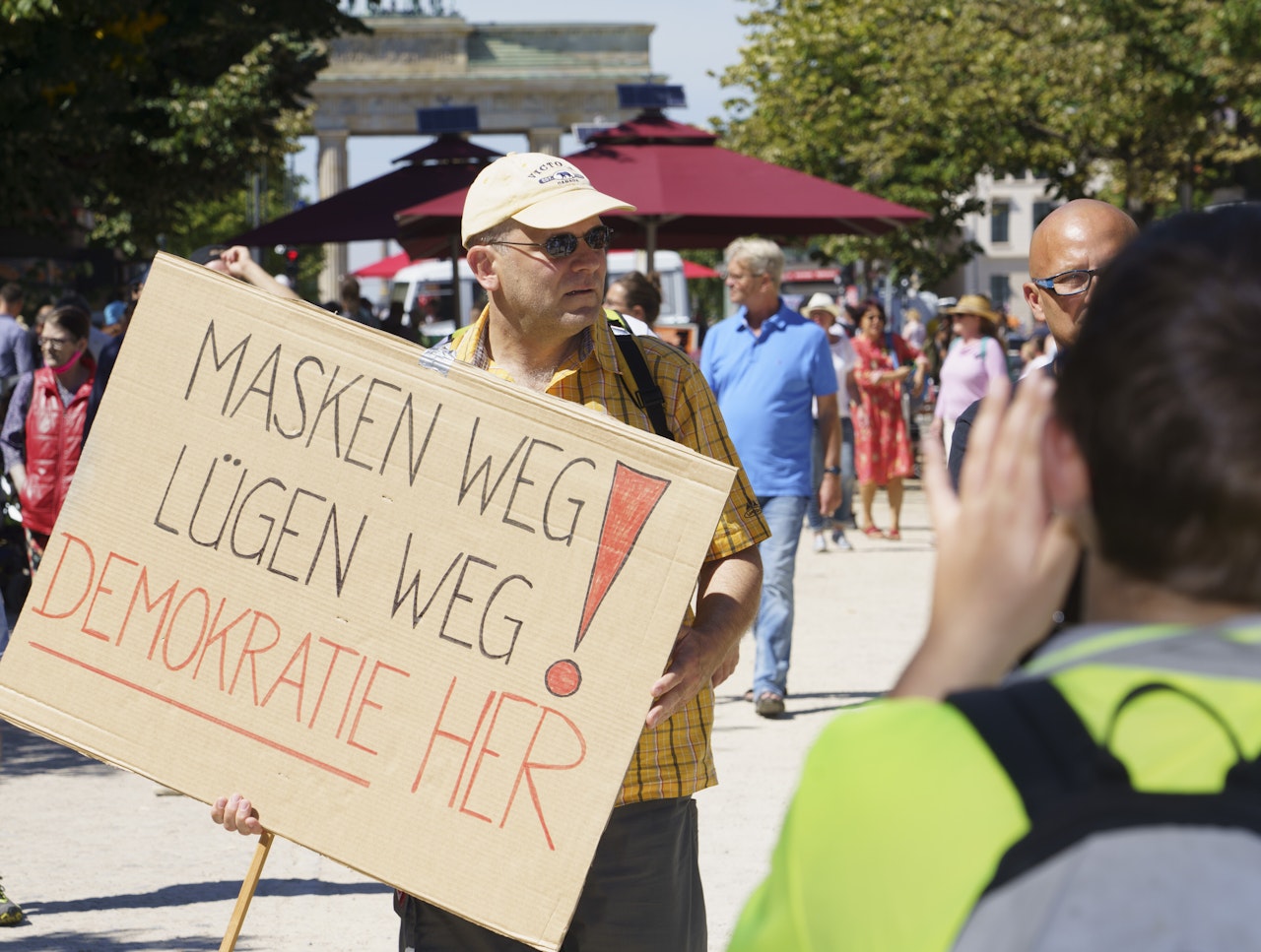 Heute.at - Corona-Gegner wüten an steirischer Volksschule