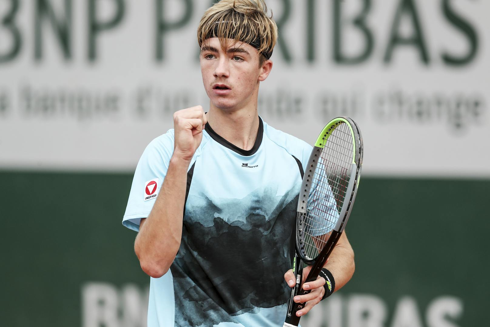 Lukas Neumayer steht bereits im Paris-Viertelfinale. 