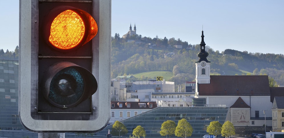 Die Ampel zeigt in Linz auf Orange.