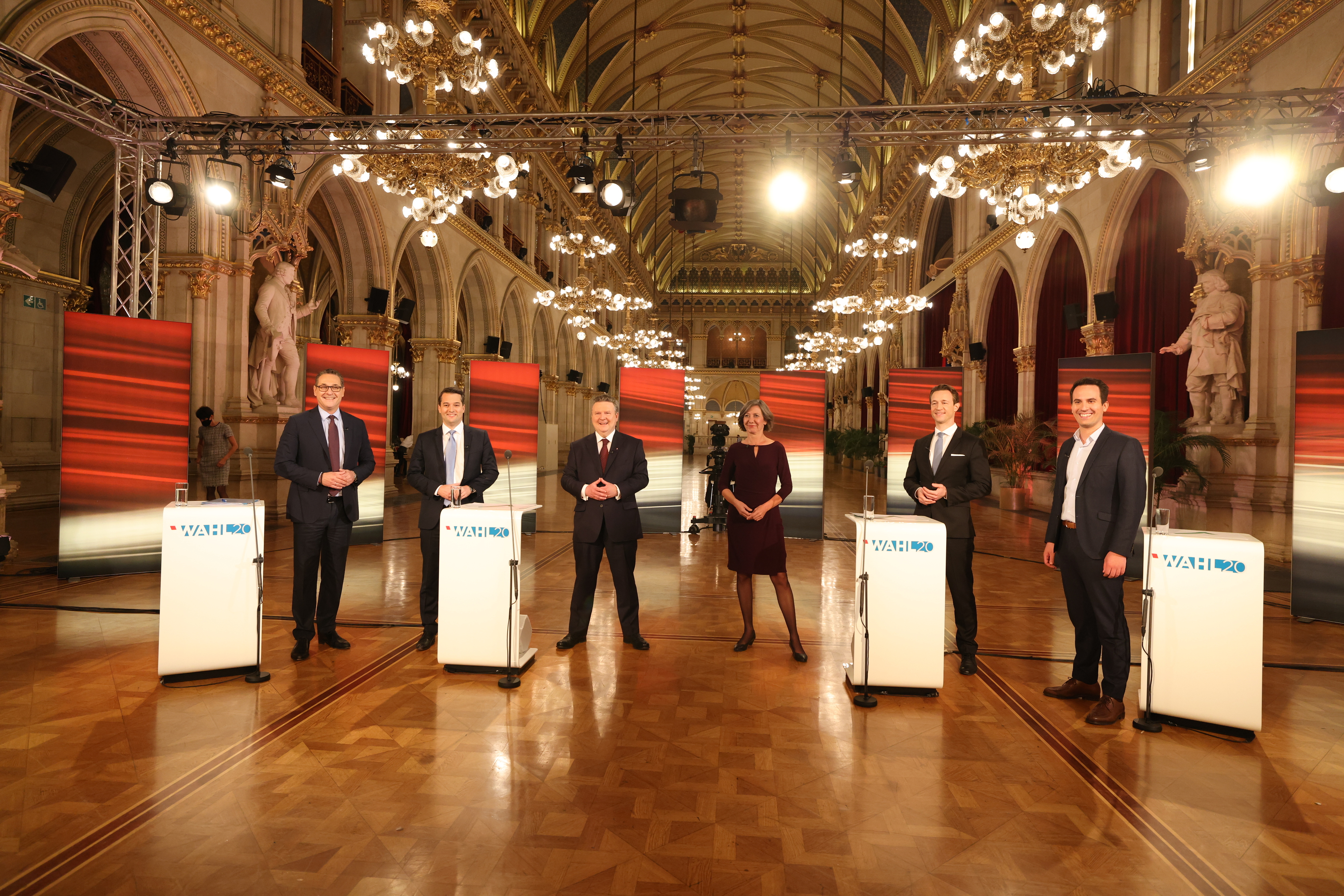 Die Elefantenrunde im Rathaus