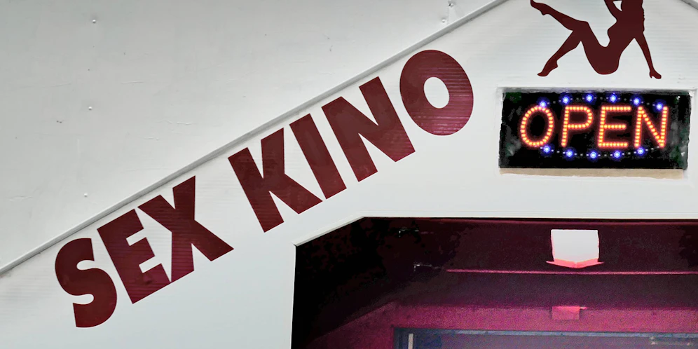 Das Kino sei kein Bordell, weil dort keine sexuellen Dienstleistungen angeboten würden, entschied das Verwaltungsgericht.