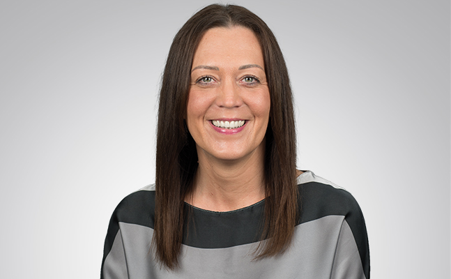 Vesna Schuster von der FPÖ NÖ fordert ein Hilfspaket für Buffetbetreiber.