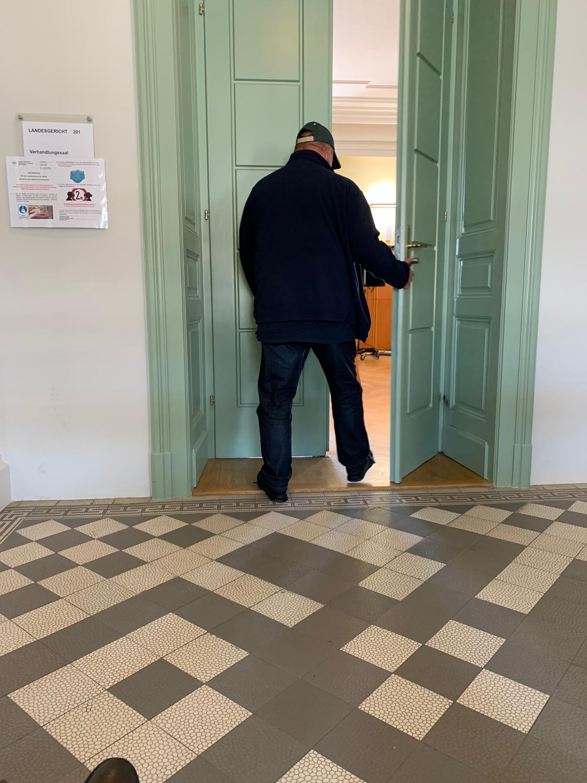 Der Angeklagte bei Gericht
