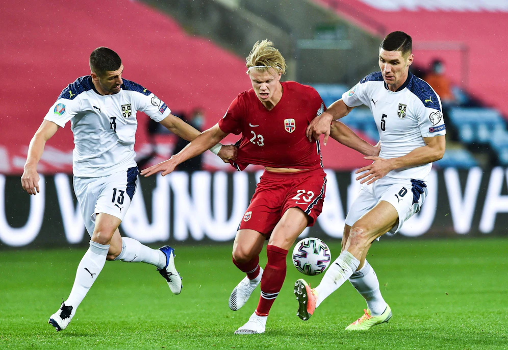 Erling Haaland machte gegen die Serben keinen Stich