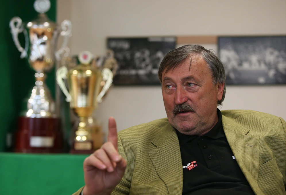 Antonin Panenka ist auf dem Weg der Besserung. 