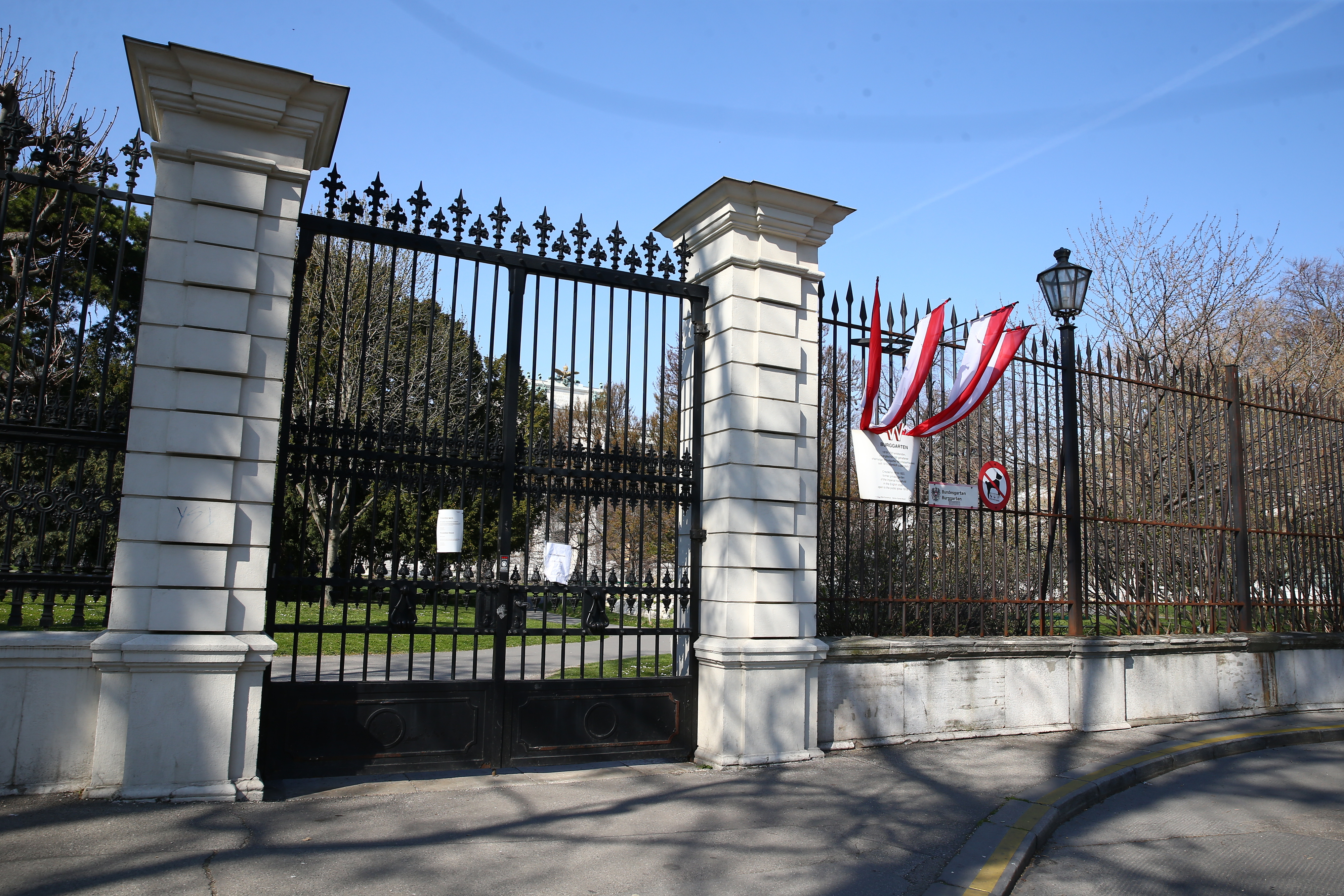 Während des ersten Lockdowns war der Burggarten geschlossen worden.