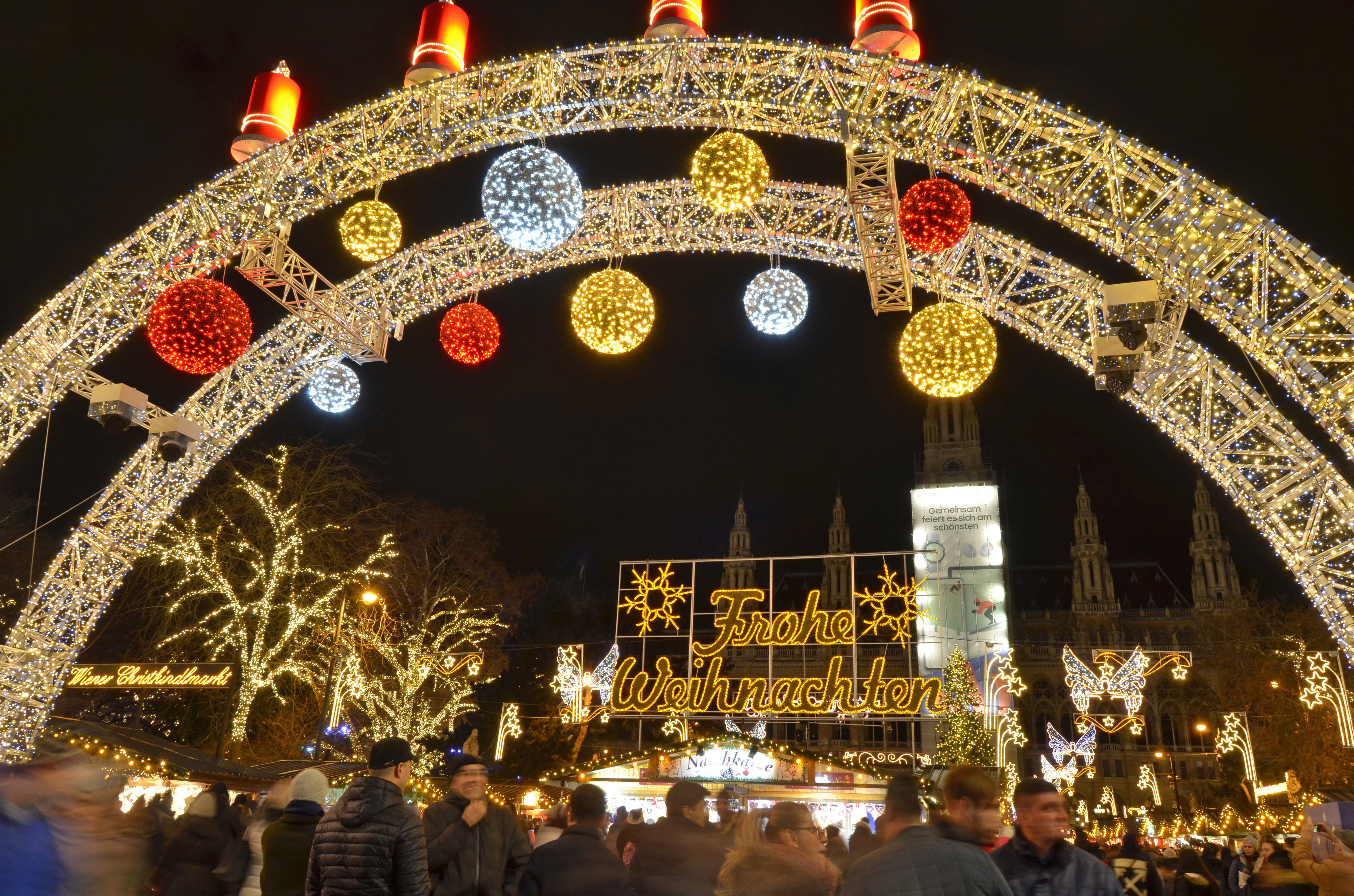 Die Eröffnung am Wiener Rathausplatz wird verschoben.