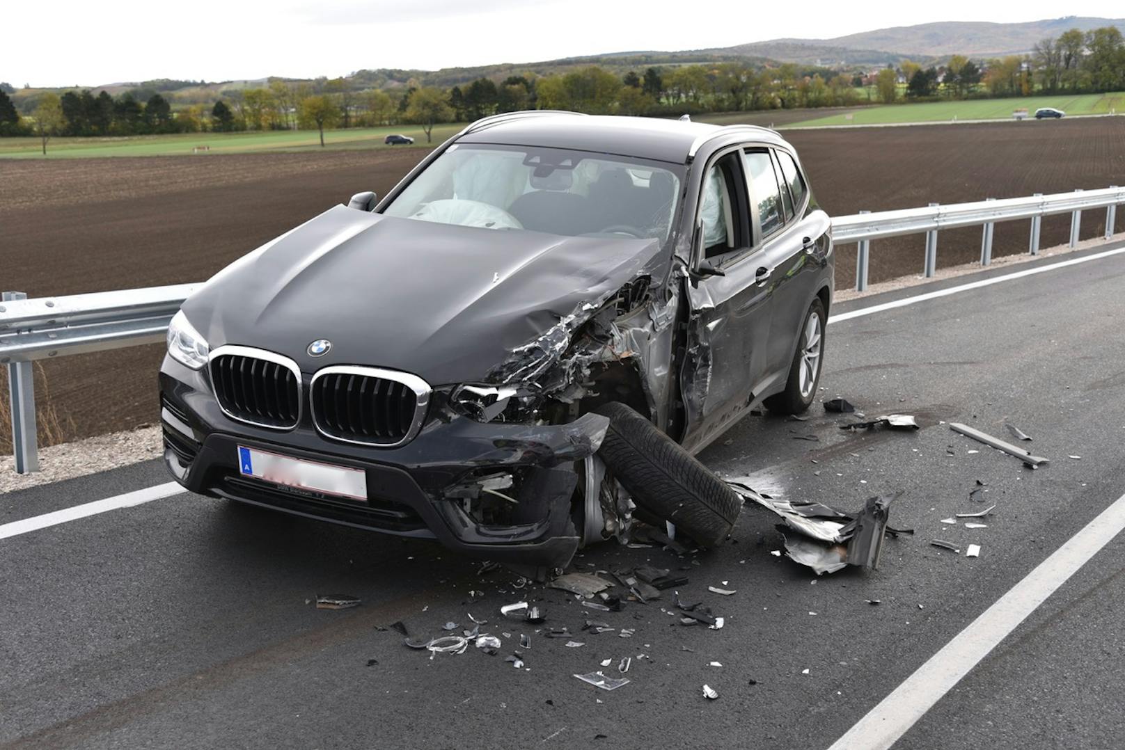 Die Einsatzkräfte vor Ort.