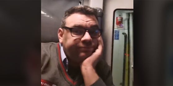 Der Wiener Linien-Fahrer "Mike" begeistert auf TikTok.
