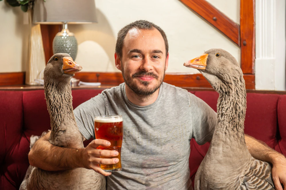 Brite Sven Kirby mit seinen Gänsen 