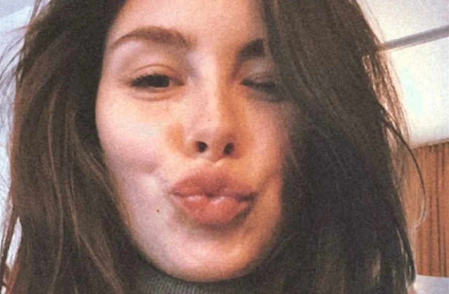Für ihre treuen Fans hat Sängerin <strong>Lena Meyer Landrut </strong>nicht nur wunderschöne Schnappschüsse, sondern auch virtuelle Bussis übrig.