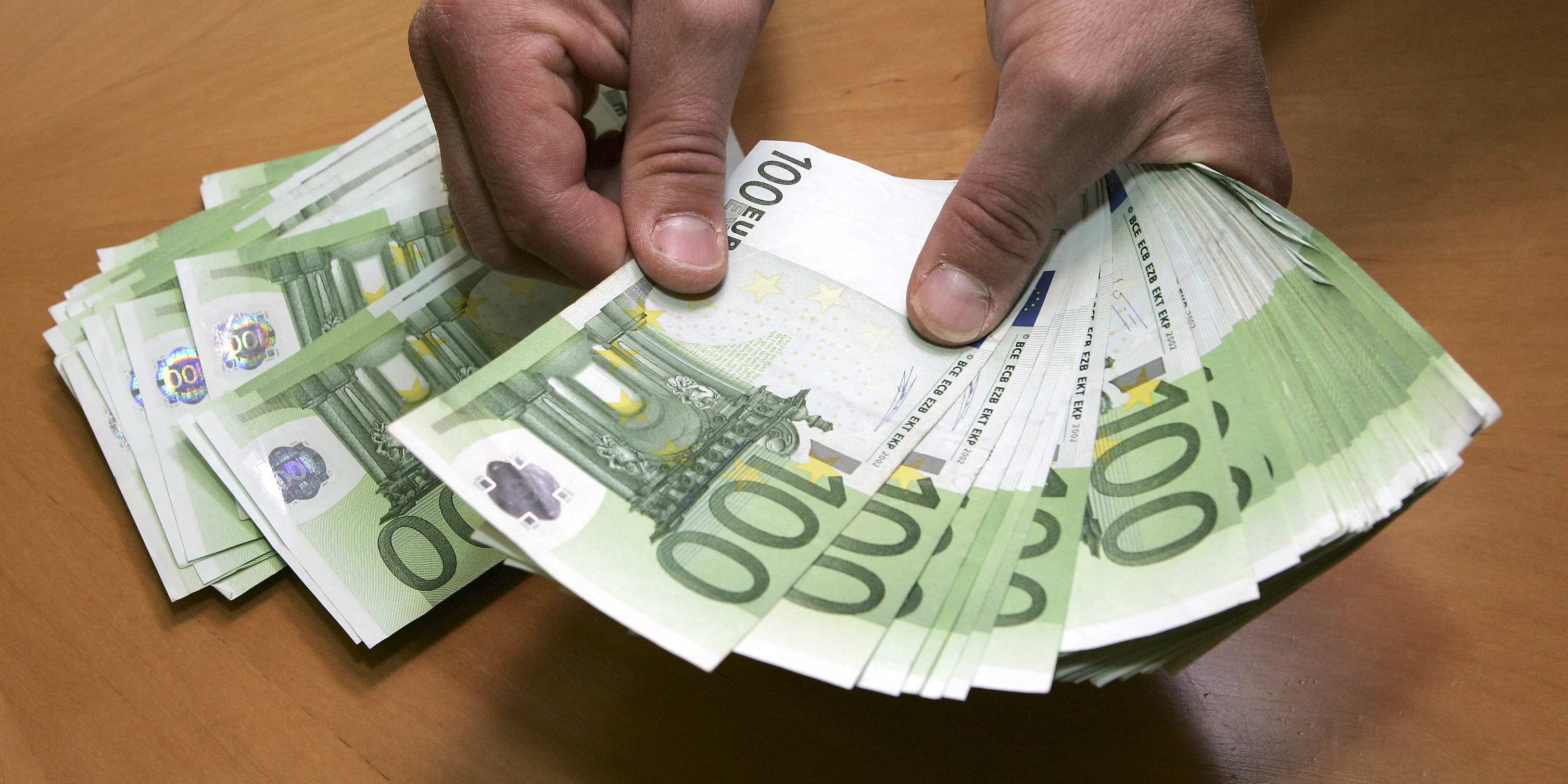 Für sein Geld musste der Koch vor Gericht ziehen. Symbolbild